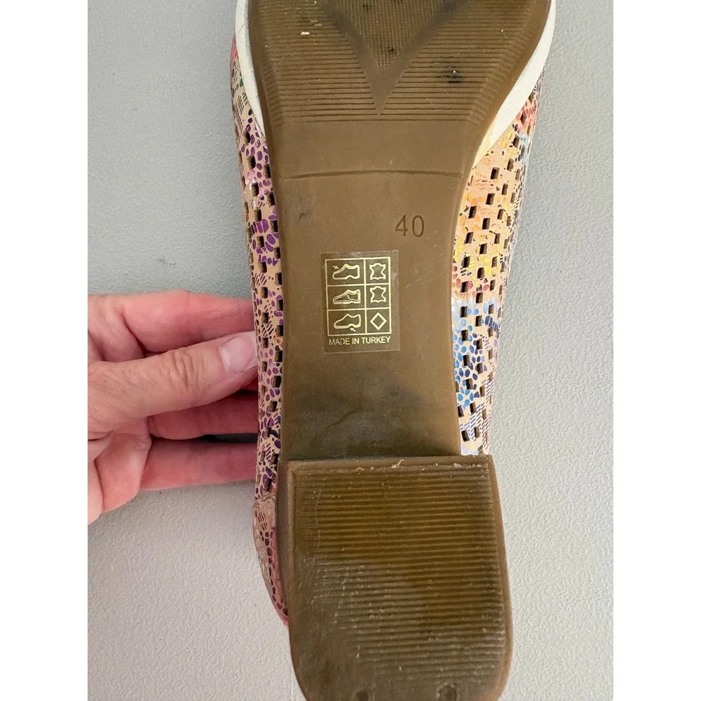 La Pinta Multicolor Perforated Leather Block Heel Pumps Bow Accent Size 40